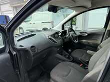 Ford Transit Courier 1.5 TDCi Trend AIR CON SWB Van 5dr Diesel Manual L1 Euro 6 (75 ps)