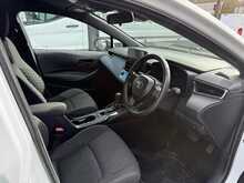 Toyota Corolla VVT-h