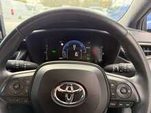 Toyota Corolla VVT-h