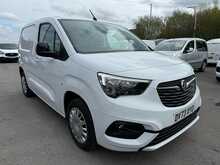 Vauxhall Combo 1.5 Turbo D 2300 Pro SWB AIR CON R CAMERA SAT NAV Van 5dr Diesel Manual L1 H1 Euro 6 (s/s) (100 ps)
