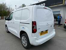 Vauxhall Combo 1.5 Turbo D 2300 Pro SWB AIR CON R CAMERA SAT NAV Van 5dr Diesel Manual L1 H1 Euro 6 (s/s) (100 ps)