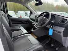 Vauxhall Vivaro Turbo D 2900 Sportive