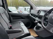 Vauxhall Vivaro Turbo D 2900 Sportive