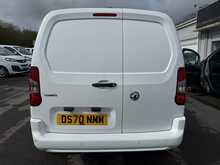 Vauxhall Combo 1.6 Turbo D 2300 Sportive SWB AIR CON Van 4dr Diesel Manual L1 H1 Euro 6 (s/s) (100 ps)