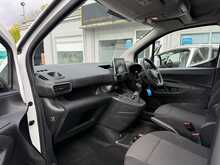 Vauxhall Combo 1.6 Turbo D 2300 Sportive SWB AIR CON Van 4dr Diesel Manual L1 H1 Euro 6 (s/s) (100 ps)