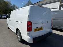 Vauxhall Vivaro Turbo D 2900 Sportive