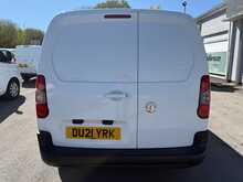 Vauxhall Combo 1.5 Turbo D 2300 Edition AUTOMATIC LOW MILEAGE LWB Van 4dr Diesel Auto L2 H1 Euro 6 (s/s) (130 ps)