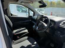 Vauxhall Combo 1.5 Turbo D 2300 Edition AUTOMATIC LOW MILEAGE LWB Van 4dr Diesel Auto L2 H1 Euro 6 (s/s) (130 ps)