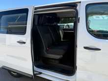 Vauxhall Vivaro 2.0 Turbo D 3100 Dynamic Crew 6 SEAT AIR CON SAT NAV Van Double Cab 5dr Diesel Manual L2 H1 (145 ps)