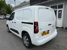 Vauxhall Combo 1.6 Turbo D 2300 Sportive SWB AIR CON Van 4dr Diesel Manual L1 H1 Euro 6 (s/s) (100 ps)