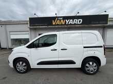 Vauxhall Combo 1.6 Turbo D 2300 Sportive SWB AIR CON Van 4dr Diesel Manual L1 H1 Euro 6 (s/s) (100 ps)