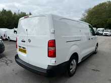 Vauxhall Vivaro 1.5 Turbo D 2900 Dynamic LWB AIR CON SAT NAV Van 6dr Diesel Manual L2 H1 Euro 6 (s/s) (100 ps)