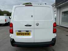 Vauxhall Vivaro 1.5 Turbo D 2900 Dynamic LWB AIR CON SAT NAV Van 6dr Diesel Manual L2 H1 Euro 6 (s/s) (100 ps)