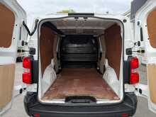 Vauxhall Vivaro 1.5 Turbo D 2900 Dynamic LWB AIR CON SAT NAV Van 6dr Diesel Manual L2 H1 Euro 6 (s/s) (100 ps)