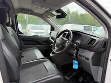 Vauxhall Vivaro 1.5 Turbo D 2900 Dynamic LWB AIR CON SAT NAV Van 6dr Diesel Manual L2 H1 Euro 6 (s/s) (100 ps)