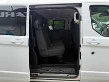 Ford Transit Custom 2.0 300 EcoBlue Limited Crew LWB AIR CON Van Double Cab 5dr Diesel Manual L2 H1 Euro 6 (130 ps)