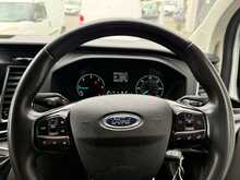 Ford Transit Custom 2.0 300 EcoBlue Limited Crew LWB AIR CON Van Double Cab 5dr Diesel Manual L2 H1 Euro 6 (130 ps)