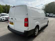 Vauxhall Vivaro Turbo D 2900 Dynamic