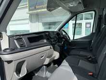 Ford Transit 2.0 350 EcoBlue Leader Crew Van AIR CON 6 SEAT Double Cab 6dr Diesel Manual RWD L3 H2 (130 ps)