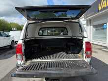 Toyota Hilux 2.4 D-4D Active Pickup Double Cab AIR CON TOW BAR 4dr Diesel Manual 4WD Euro 6 (3.5t) (150 ps)