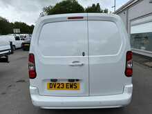 Vauxhall Combo 1.5 Turbo D 2300 Pro 3 SEAT SWB SAT NAV R CAMERA Van 5dr Diesel Manual L1 H1 Euro 6 (s/s) (100 ps)