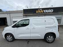 Vauxhall Combo 1.5 Turbo D 2300 Pro 3 SEAT SWB SAT NAV R CAMERA Van 5dr Diesel Manual L1 H1 Euro 6 (s/s) (100 ps)
