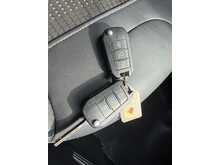 Peugeot 2008 1.2 Petrol PureTech Allure