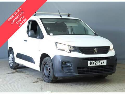1.5 BlueHDi 1000 Professional 3 SEATS AIR CON SWB Van 5dr Diesel Manual SWB Euro 6 (100 bhp) 1.5 5dr Panel Van Manual Diesel