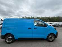 Vauxhall Vivaro 1.5 Turbo D Prime SWB EX GAS BOARD AIR CON Van 6dr Diesel Manual SWB Euro 6 (s/s) (120 ps)