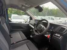Vauxhall Vivaro 1.5 Turbo D Prime SWB EX GAS BOARD AIR CON Van 6dr Diesel Manual SWB Euro 6 (s/s) (120 ps)