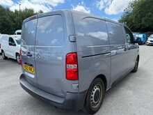 Vauxhall Vivaro 1.5 Turbo D 2700 Dynamic SWB AIR CON Van 6dr Diesel Manual L1 H1 Euro 6 (s/s) (100 ps)