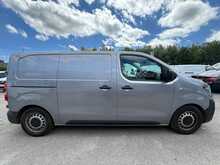 Vauxhall Vivaro 1.5 Turbo D 2700 Dynamic SWB AIR CON Van 6dr Diesel Manual L1 H1 Euro 6 (s/s) (100 ps)