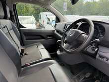 Vauxhall Vivaro 1.5 Turbo D 2700 Dynamic SWB AIR CON Van 6dr Diesel Manual L1 H1 Euro 6 (s/s) (100 ps)