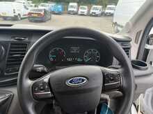 Ford Transit 2.0 350 EcoBlue Leader Crew Van AIR CON L3 H2 Double Cab 6dr Diesel Manual RWD L3 H2 (130 ps)