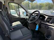Ford Transit 2.0 350 EcoBlue Leader Crew Van AIR CON L3 H2 Double Cab 6dr Diesel Manual RWD L3 H2 (130 ps)