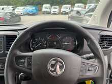 Vauxhall Vivaro Turbo D 2900 Sportive