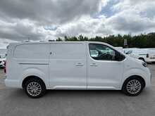 Vauxhall Vivaro 1.5 Turbo D 2900 Pro LWB AIR CON R/CAMERA Van 6dr Diesel Manual L2 H1 Euro 6 (s/s) (100 ps)