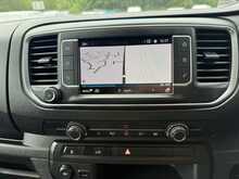 Vauxhall Vivaro 1.5 Turbo D 2900 Pro LWB AIR CON R/CAMERA Van 6dr Diesel Manual L2 H1 Euro 6 (s/s) (100 ps)