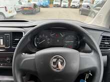 Vauxhall Vivaro 1.5 Turbo D 2900 Pro LWB AIR CON R/CAMERA Van 6dr Diesel Manual L2 H1 Euro 6 (s/s) (100 ps)