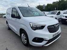 Vauxhall Combo 1.5 Turbo D 2300 Pro 3 SEATS SWB AIR CON R/CAMERA Van 5dr Diesel Manual L1 H1 Euro 6 (s/s) (100 ps)