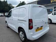 Vauxhall Combo 1.5 Turbo D 2300 Pro 3 SEATS SWB AIR CON R/CAMERA Van 5dr Diesel Manual L1 H1 Euro 6 (s/s) (100 ps)