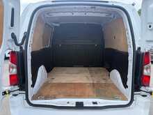 Vauxhall Combo 1.5 Turbo D 2300 Pro 3 SEATS SWB AIR CON R/CAMERA Van 5dr Diesel Manual L1 H1 Euro 6 (s/s) (100 ps)