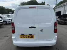 Vauxhall Combo 1.6 Turbo D 2300 Sportive SWB AIR CON Van 4dr Diesel Manual L1 H1 Euro 6 (s/s) (100 ps)