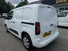Vauxhall Combo 1.6 Turbo D 2300 Sportive SWB AIR CON Van 4dr Diesel Manual L1 H1 Euro 6 (s/s) (100 ps)
