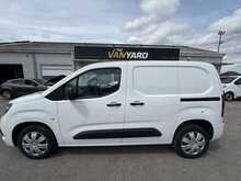 Vauxhall Combo 1.6 Turbo D 2300 Sportive SWB AIR CON Van 4dr Diesel Manual L1 H1 Euro 6 (s/s) (100 ps)