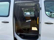 Peugeot Expert 1.5 BlueHDi 1000 Professional Compact CREW Van AIR CON 6dr Diesel Manual SWB Euro 6 (s/s) (100 bhp)