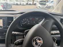 Vauxhall Vivaro 1.5 Turbo D 2700 Dynamic SWB AIR CON TWIN SIDE DOORS Van 6dr Diesel Manual L1 H1