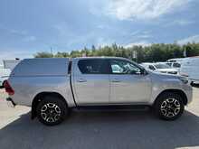 Toyota Hilux 2.8 D-4D Invincible Pickup TRUCKMAN TOP Double Cab 4dr Diesel Auto 4WD Euro 6 (s/s) (204 ps)