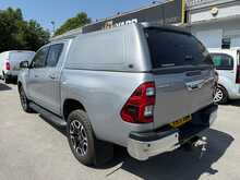 Toyota Hilux 2.8 D-4D Invincible Pickup TRUCKMAN TOP Double Cab 4dr Diesel Auto 4WD Euro 6 (s/s) (204 ps)