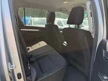 Toyota Hilux 2.8 D-4D Invincible Pickup TRUCKMAN TOP Double Cab 4dr Diesel Auto 4WD Euro 6 (s/s) (204 ps)